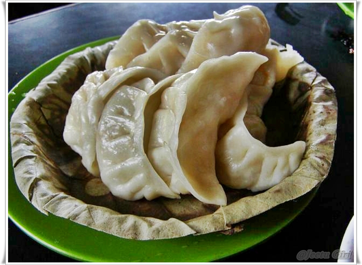 momos